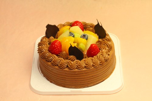 誕生日ケーキ シェ ヤマモト 佐賀市川副町のケーキ店
